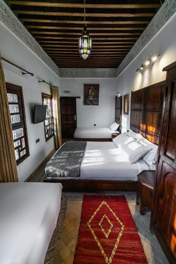 Riad Fes Aicha Buitenkant foto