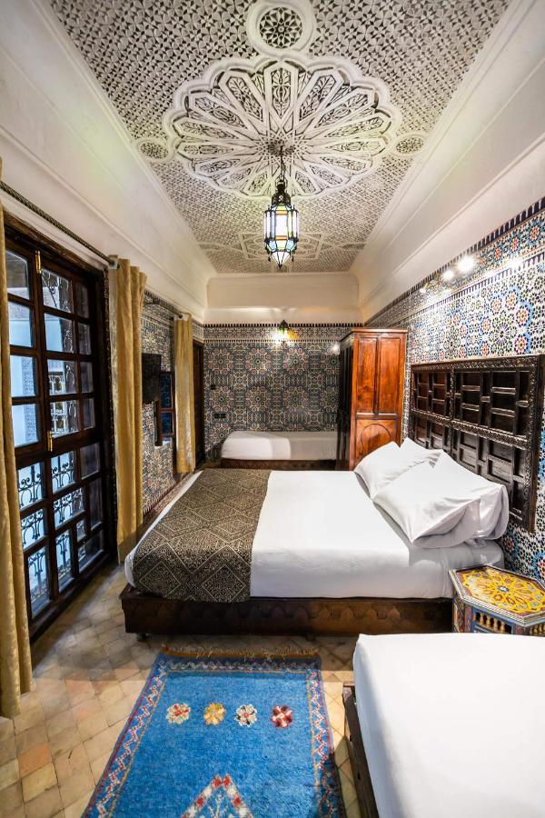 Riad Fes Aicha Buitenkant foto