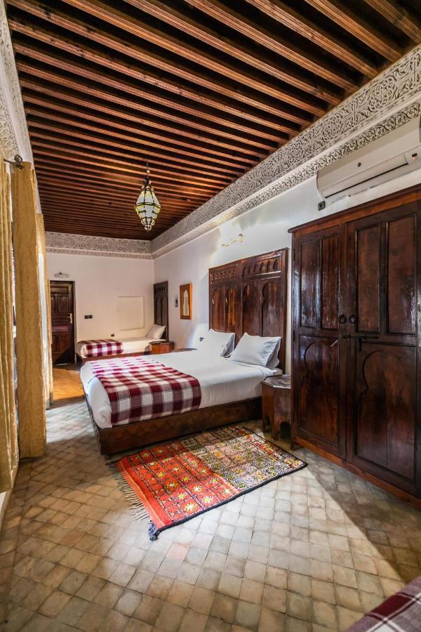Riad Fes Aicha Buitenkant foto