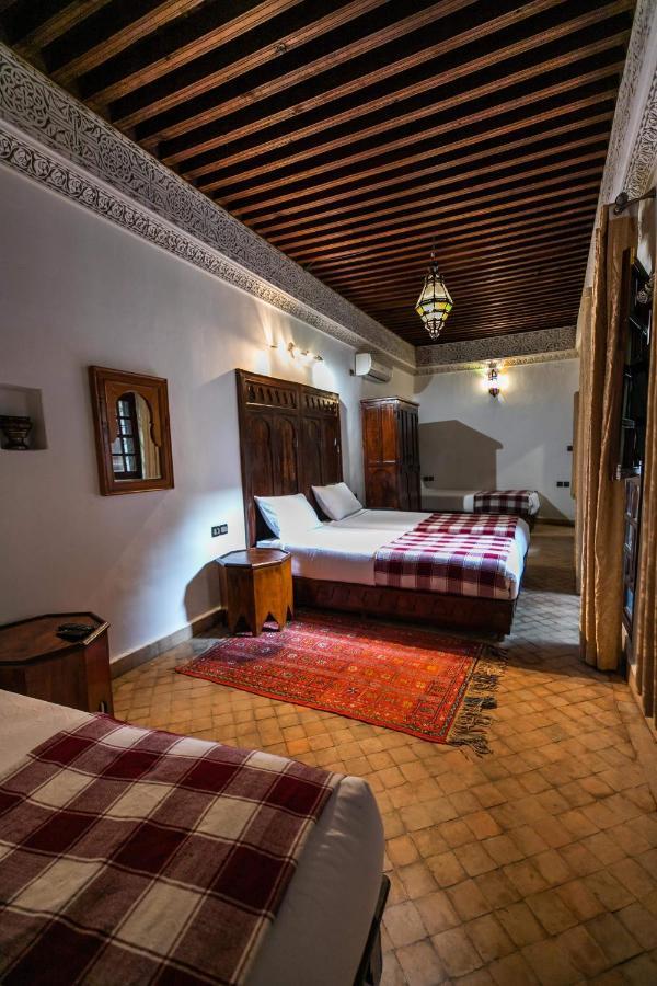 Riad Fes Aicha Buitenkant foto