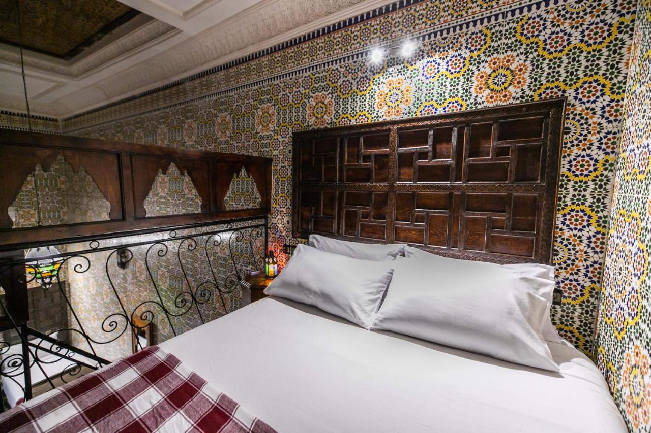 Riad Fes Aicha Buitenkant foto