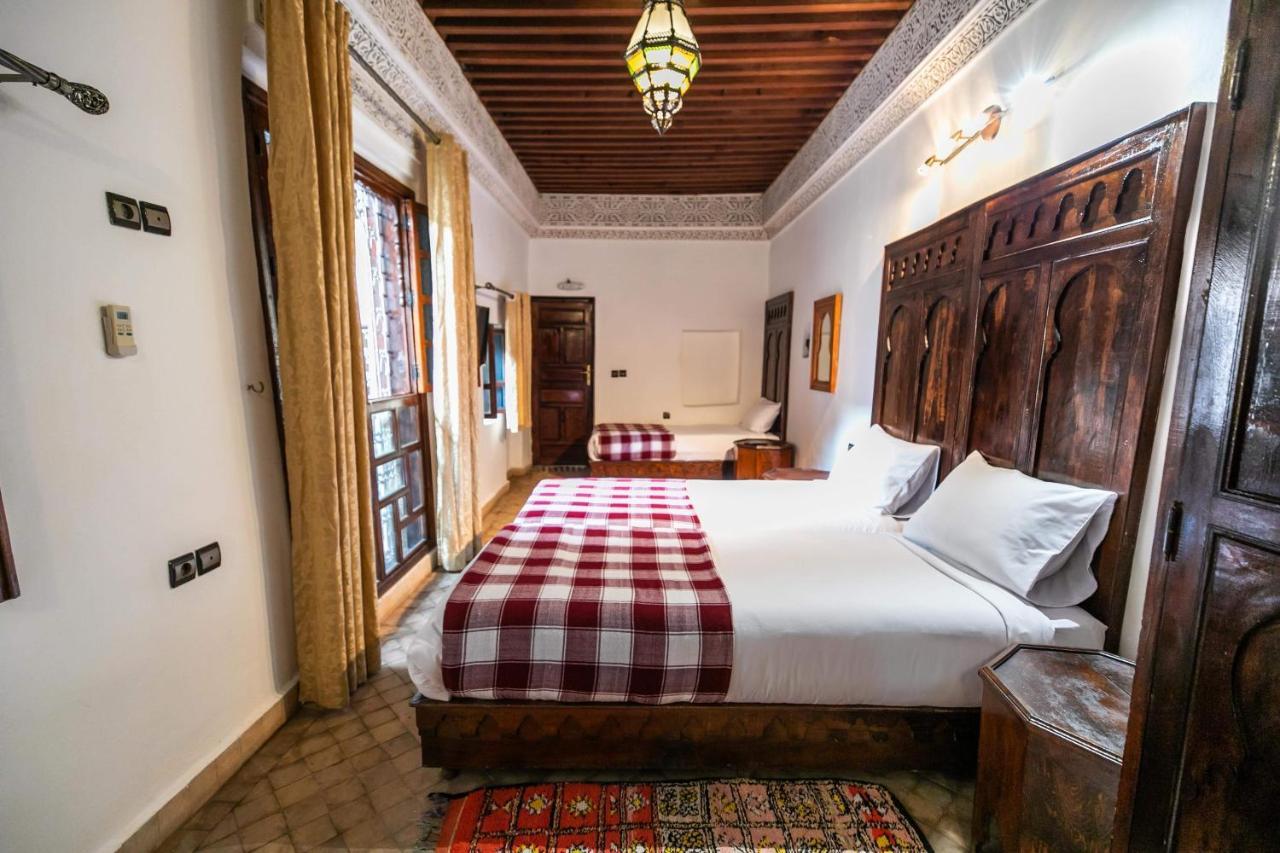 Riad Fes Aicha Buitenkant foto